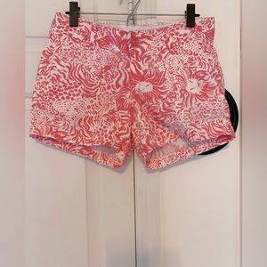 Lily Pulitzer Callahan short pink and white print